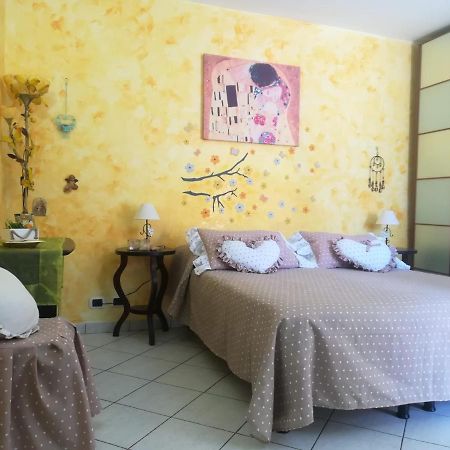 Antoinette Apartamento Gaeta Exterior foto