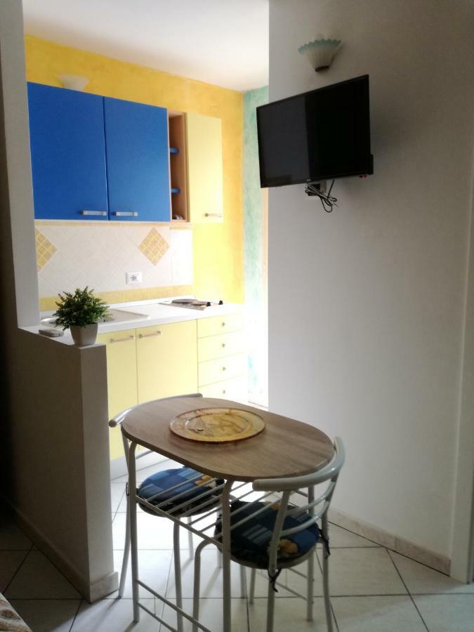Antoinette Apartamento Gaeta Exterior foto